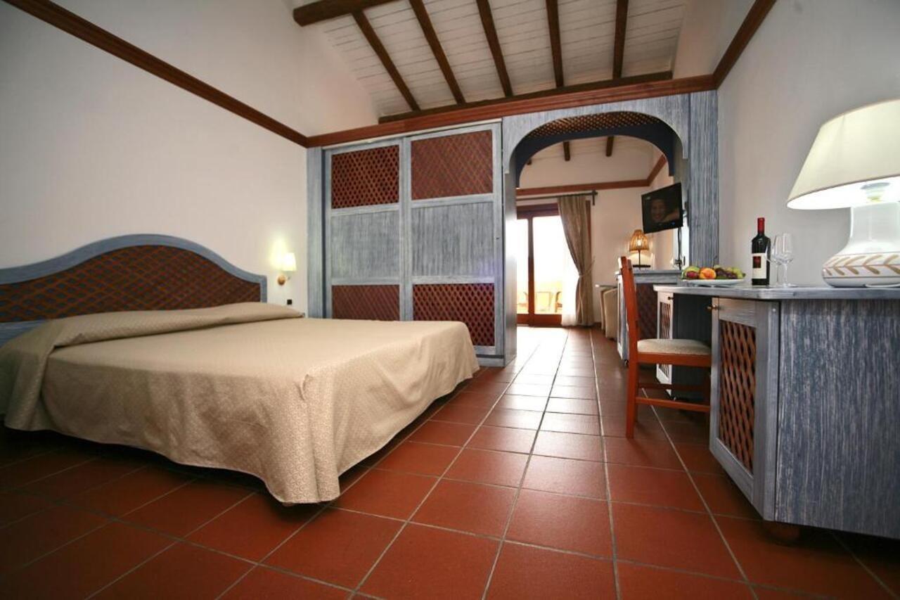 Hotel Palumbalza Porto Rotondo Cameră foto